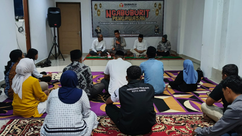 Jajaran Pimpinan dan staf Bawaslu Kota Ambon